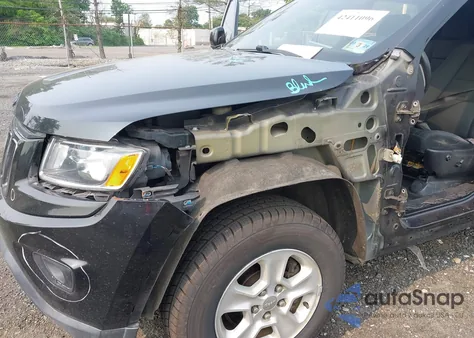 2015 Jeep Grand Cherokee Laredo из США, поврежденный, VIN 1C4RJFAG3FC660012